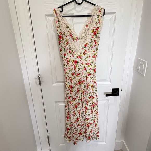 Rouje Dresses & Skirts - Rouje Cream Floral Lace Dress Size 36